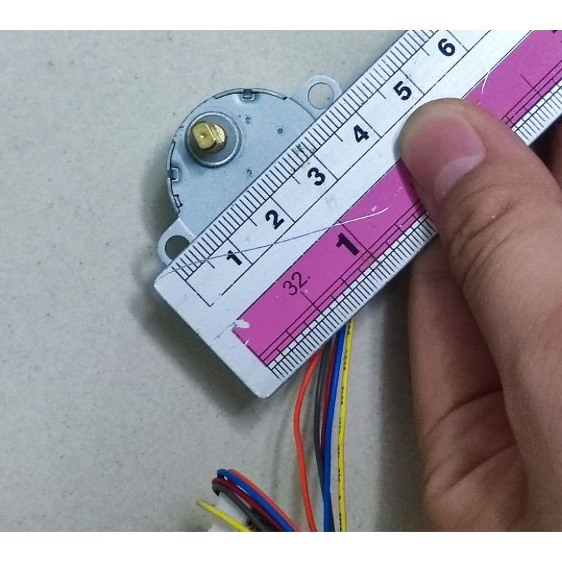 motor vẩy chân trung đảo gió điều hòa