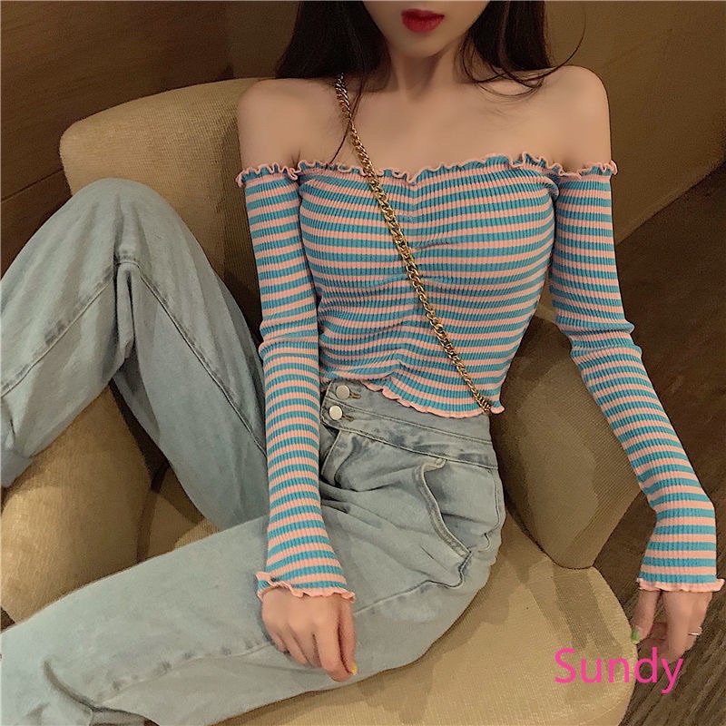 Áo len sọc trễ vai nhún ngực
