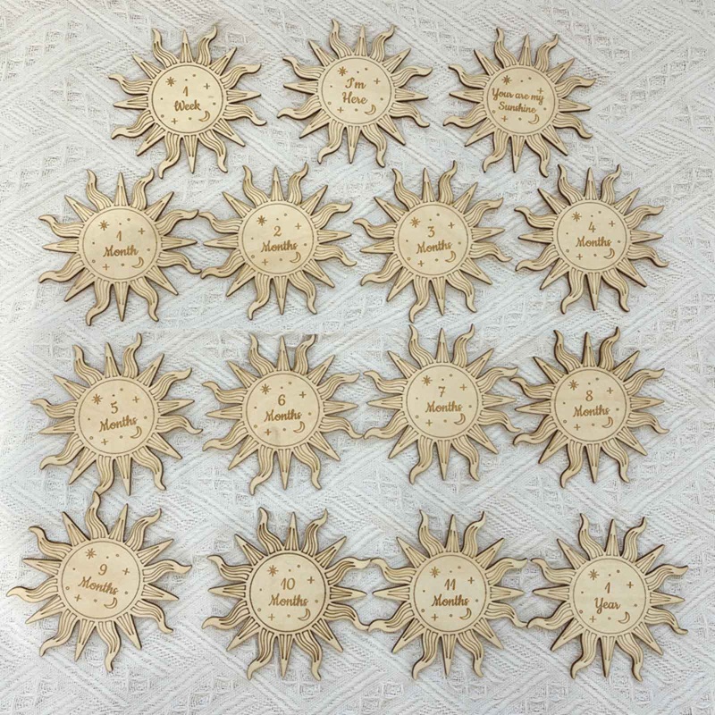 Set 15 Tấm Thẻ Ghi Chú Đánh Dấu Cột Mốc Tháng Hình Mặt Trời Cho Bé