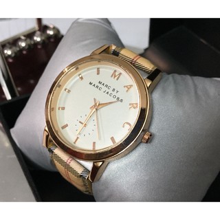 Đồng hồ Marc Jacobs mã E8 kẻ cho nữ sinh cute