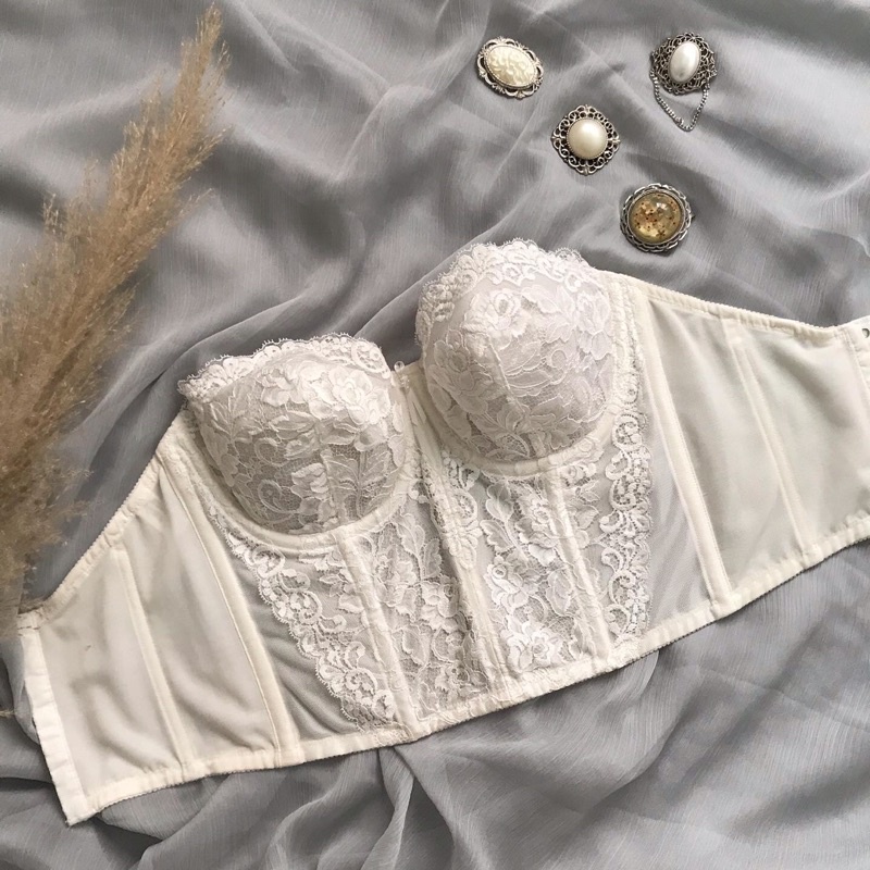 Áo corset croptop ren trắng 2hand(D75)