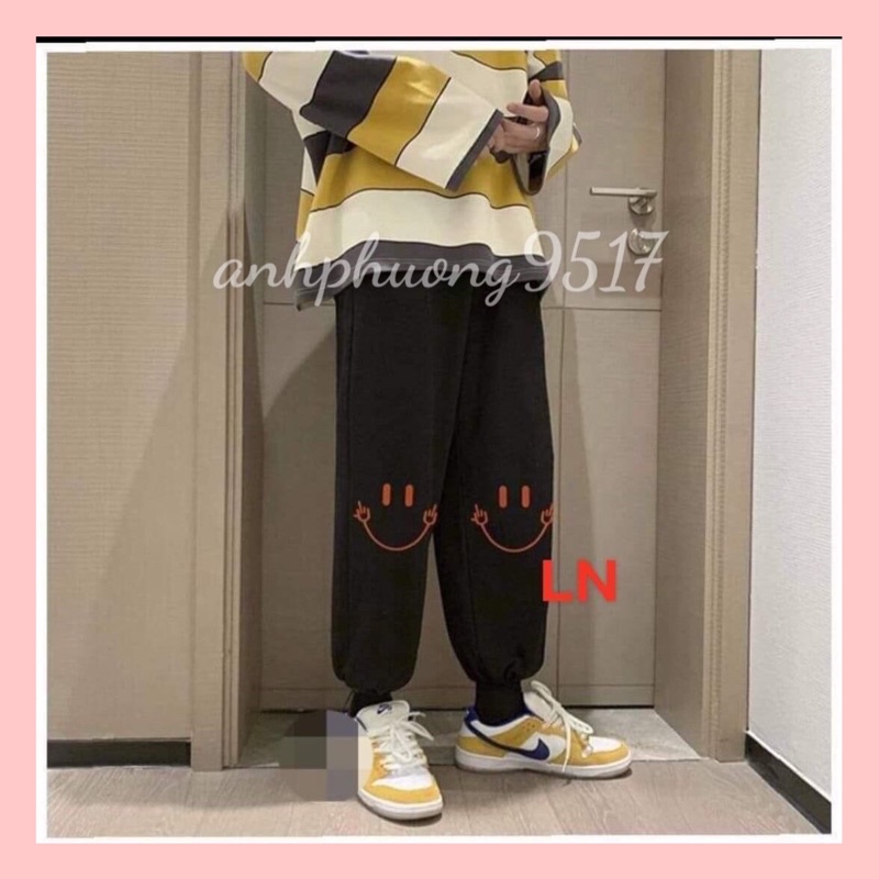 Quần ống rộng dáng jogger bo gấu Mặt Cười Đỏ In GốiChất su da cáHàng loại 1Thời trang Unisex nam nữ Thu Đông