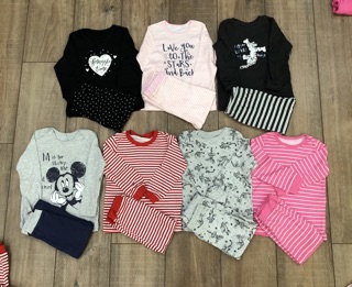 Mickey geogre xuất dư