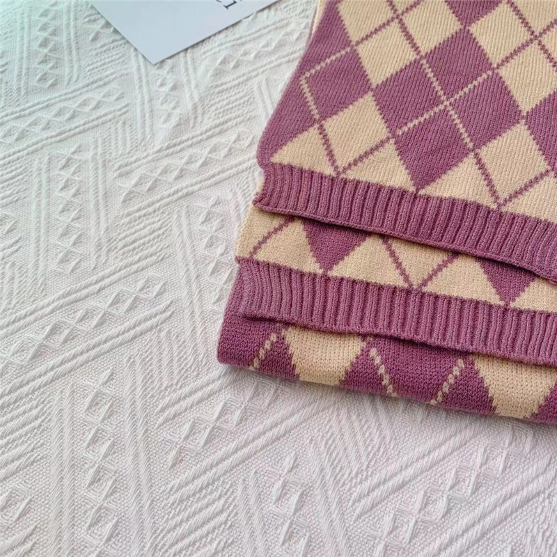 Khăn choàng cổ giữ ấm đáng yêu cho bé