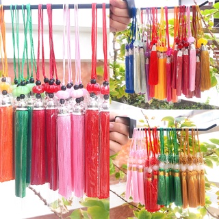 Dây treo cát tường phong thủy nhỏ xinh nhiều màu sắc, thích hợp để trang trí