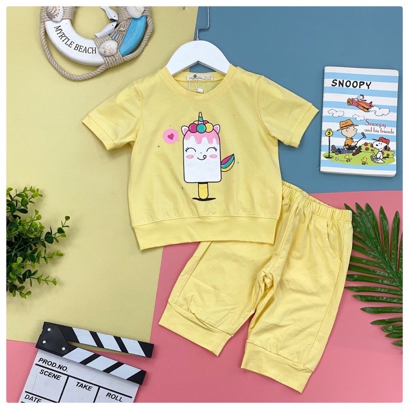 Bộ cotton cộc tay bé gái in hình que kem. Size 2 - 8, cho bé 12 -25kg. Chất cotton mềm mại