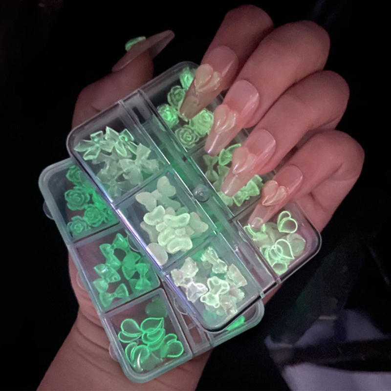 Hộp Phụ Kiện Trang Trí Móng 3D Hình Gấu Dạ Quang Lấp Lánh