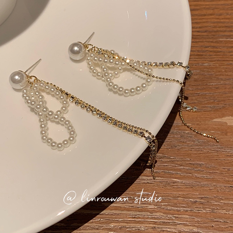 Khuyên tai tua rua đính ngọc trai sang trọng phong cách Retro