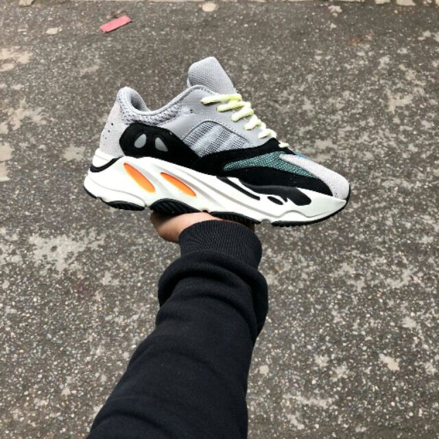 yeezy 700 wave runner rep