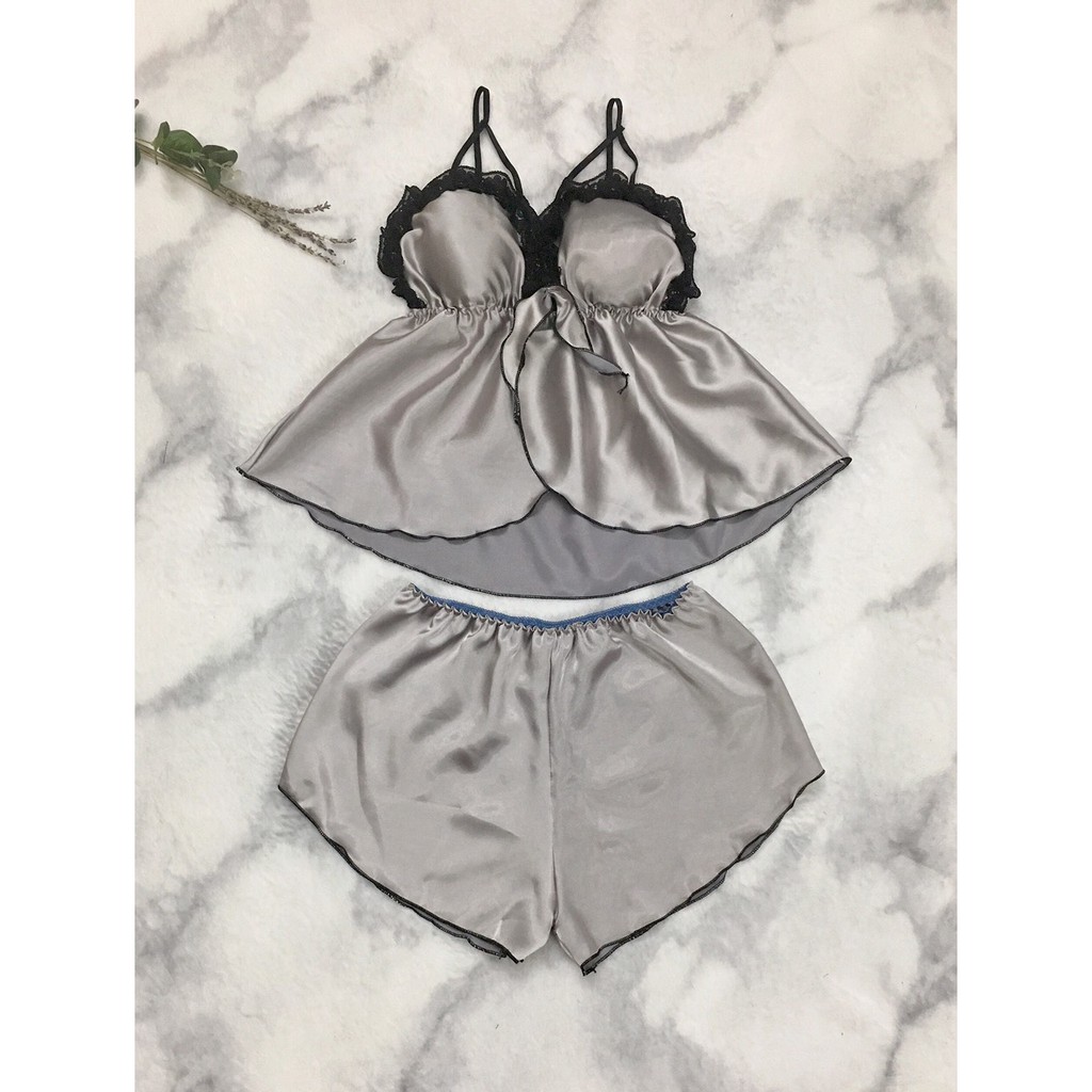 Đồ ngủ quyến rũ phi lụa xẻ tà viền ren gợi cảm, Đồ mặc nhà mát lạnh không nhăn phù hợp cho các bạn nữ dưới 60 ký gợi cảm