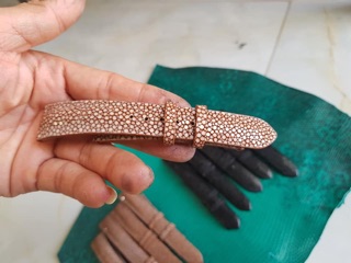 Dây đồng hồ handmade da cá đuối