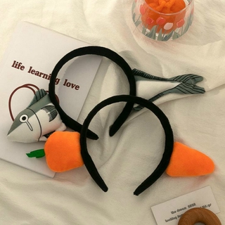 Cài tóc cà rốt dễ thương cho bé gái