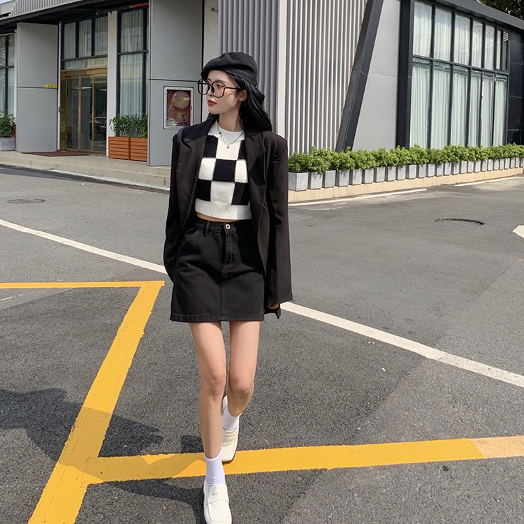 Áo len croptop tay dài 2021, croptop nữ màu trắng họa tiết kẻ ô vuông thời trang thu đông hàn quốc | BigBuy360 - bigbuy360.vn