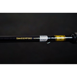 CẦN CÂU MÁY LURE DAIWA SWEEPFIRE