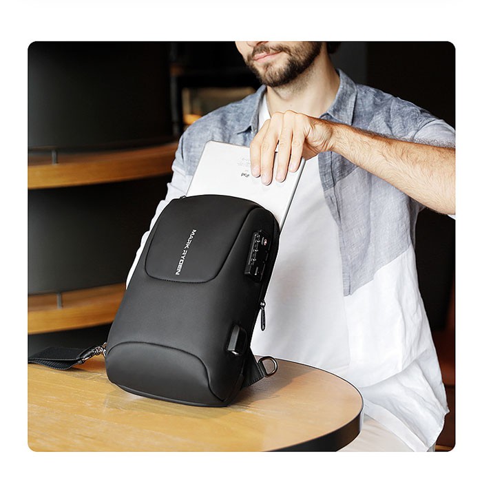 Túi đeo chéo Mark Ryden - MINI BASTION