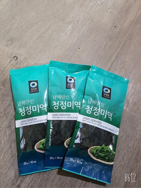 RONG BIỂN KHÔ NẤU CANH 25G DAESANG HÀN QUỐC GÓI