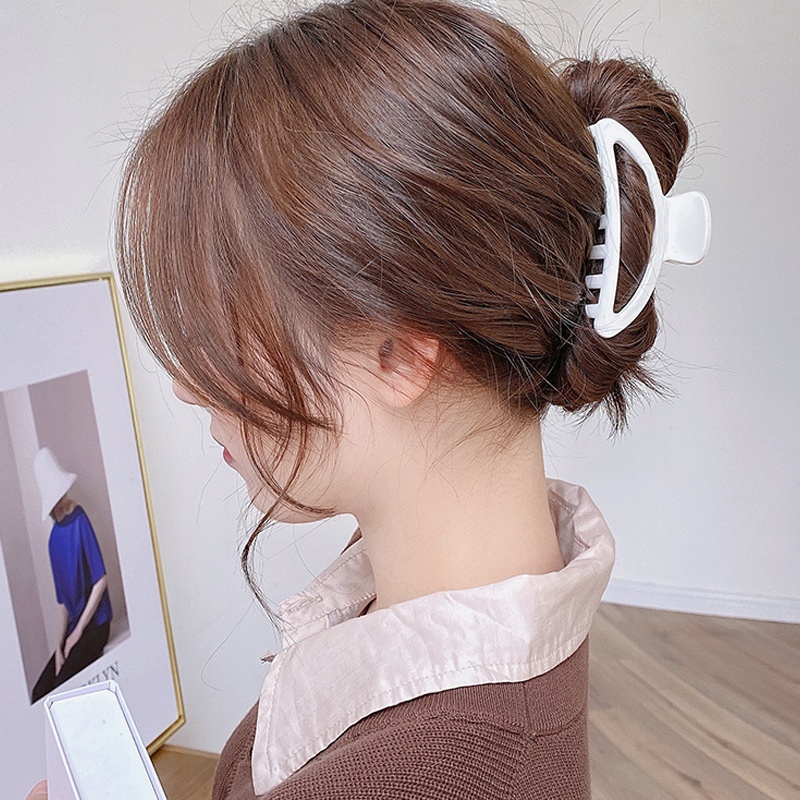 Kẹp tóc càng cua phong cách Hàn Quốc màu hổ phách cá tính