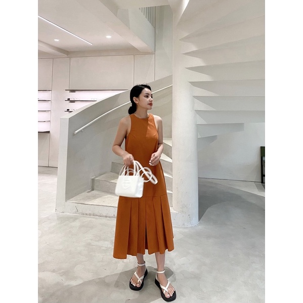 SHU SHI - Váy Sát Nách Xếp Ly Linen