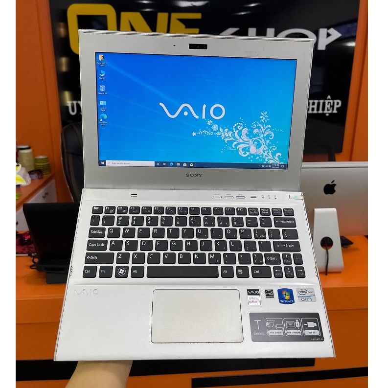 [ Đẳng Cấp - Siêu Chất ] Sony Vaio ultrabook SVT11 Core i5 3317U/ Ram 8Gb/ SSD 256Gb/ màn hình 11.6 inch siêu mỏng nhẹ . | BigBuy360 - bigbuy360.vn