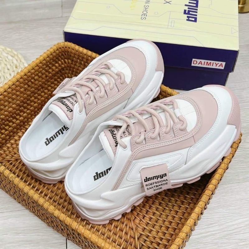 giày thể thao đế bánh mì gót sục thể thao viền hồng xám mẫu mới