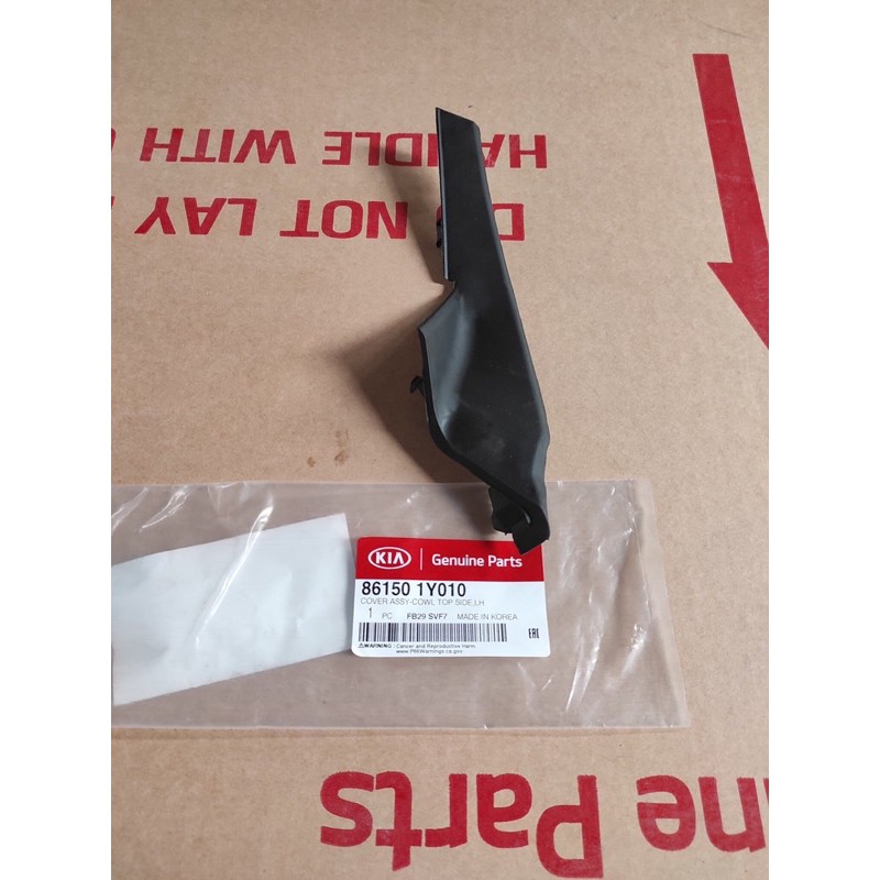 Ốp nhựa chân kính chắn gió trái & phải kia picanto morning xịn chính hãng 861501y010 861601y010