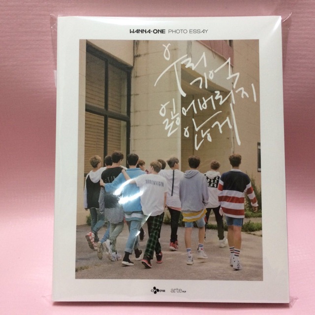 PHOTO ESSAY WANNA ONE