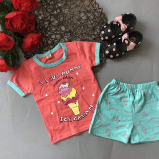 Sét quần áo bé gái trần chi