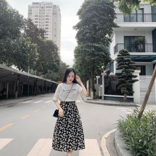 Set áo trắng chân váy hoa cúc