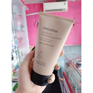 Sữa Rửa Mặt Innisfree Tro Núi Lửa- KIm Luyến