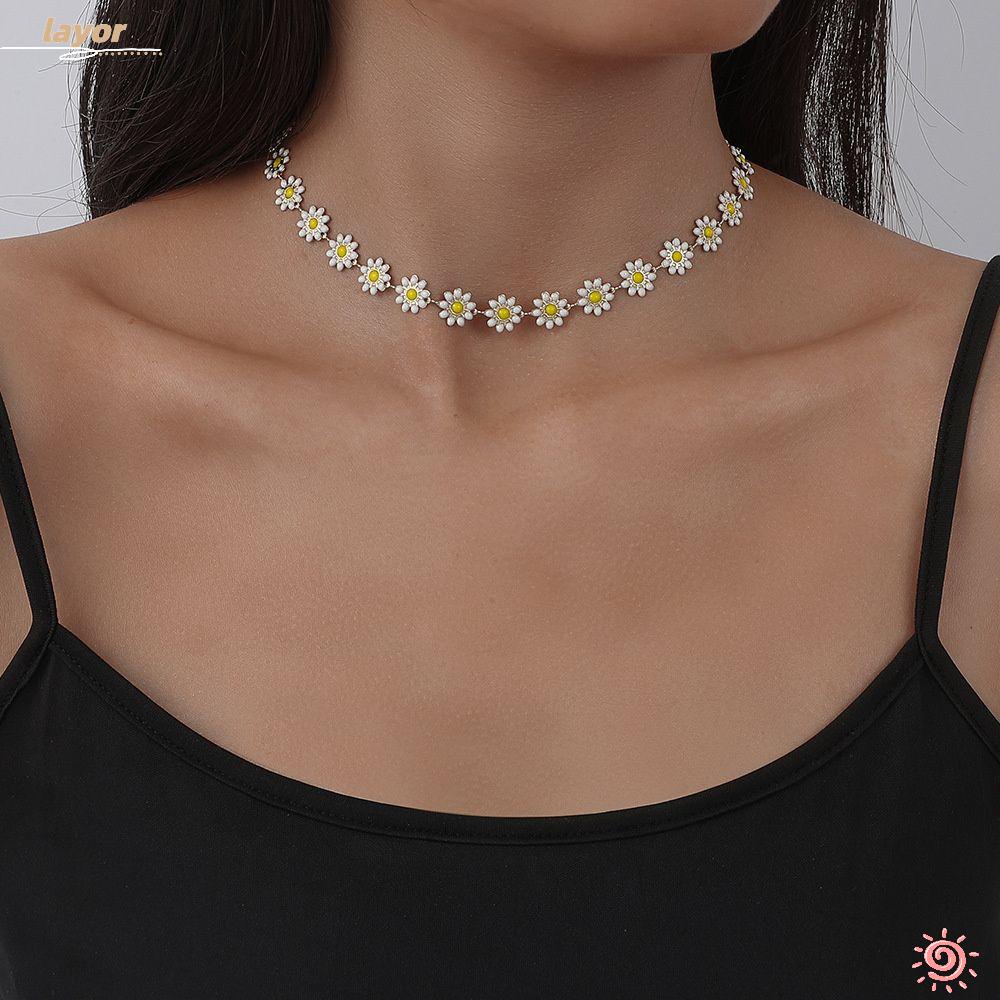 Vòng cổ Choker Mặt Hình Hoa Cúc Cho Nữ