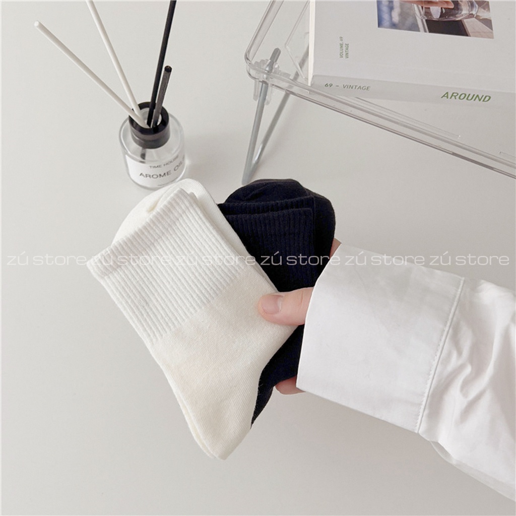 Vớ cổ trung trắng đen