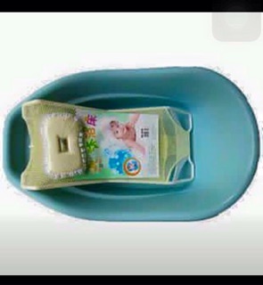 Lưới tắm cho bé sơ sinh( có gối )