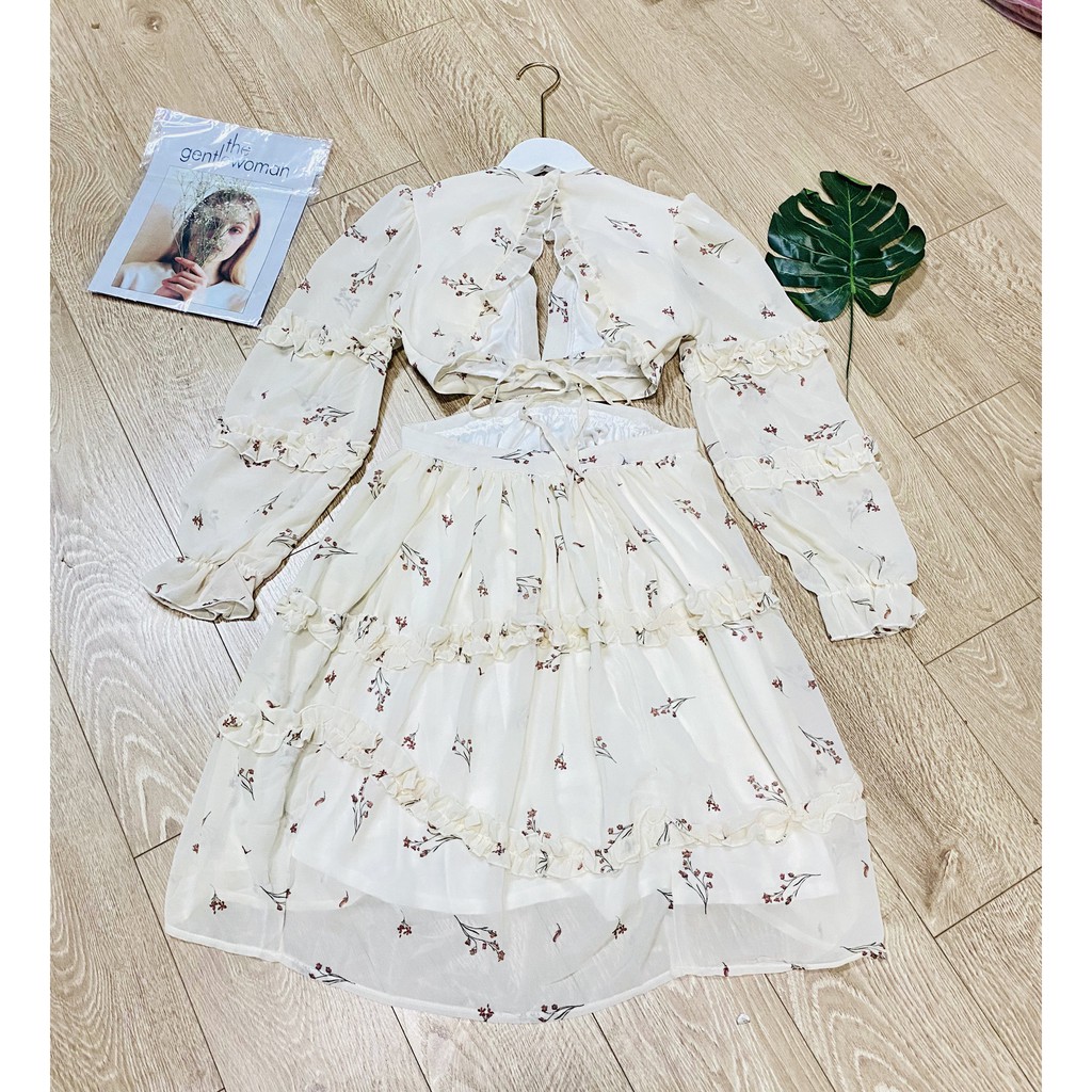 Đầm hoa nhíu bèo cut eo có mút ngực dáng xinh cổ V tay dài hở lưng XUKA-DRESS MT017 chất Voon xịn xó cao cấp. | BigBuy360 - bigbuy360.vn