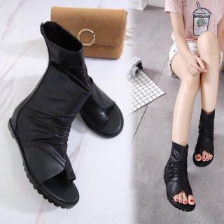 Giày bốt xỏ ngón siêu đẹp