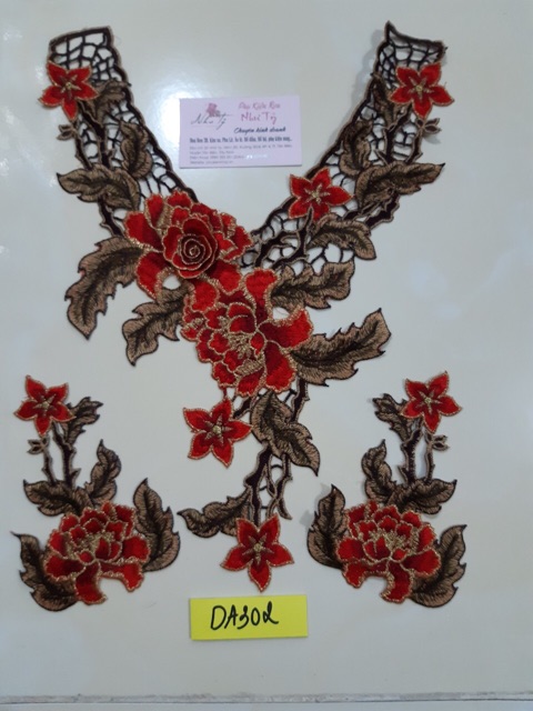 Ren cổ kèm tay mã DA302