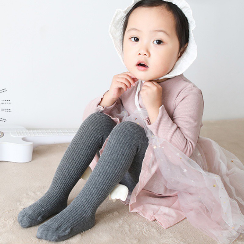 Quần tất dệt kim xinh xắn cho bé gái
