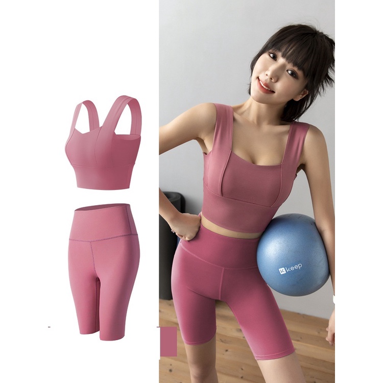 Set bộ đồ tập gym nữ 2 món, áo bra và quần lửng co giãn 4 chiều, ôm dáng, tôn body