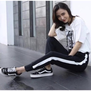 Quần jogger một sọc có bo chân