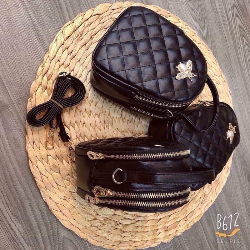 Balo Mini Con Ong Màu Đen 3 Ngăn Có Thể Đeo Balo mi đen 3 ngăn - Chất Da PU mềm đẹp - gồm 3 ngăn khoá , Size 20cm