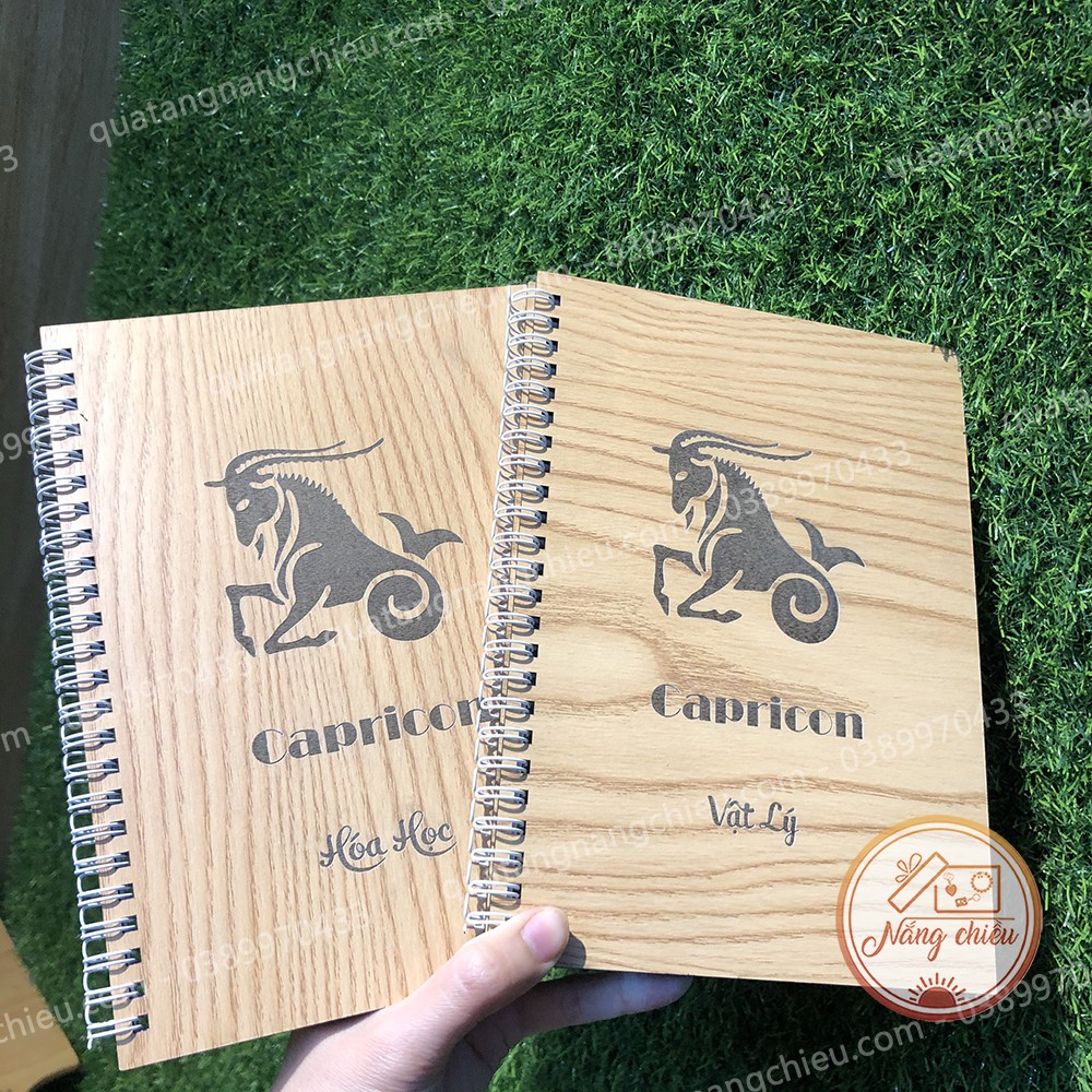 Sổ bìa gỗ gáy xoắn hiện đại - Thiết kế và khắc hình theo yêu cầu - Mẫu sổ khắc biểu tượng cung Ma Kết