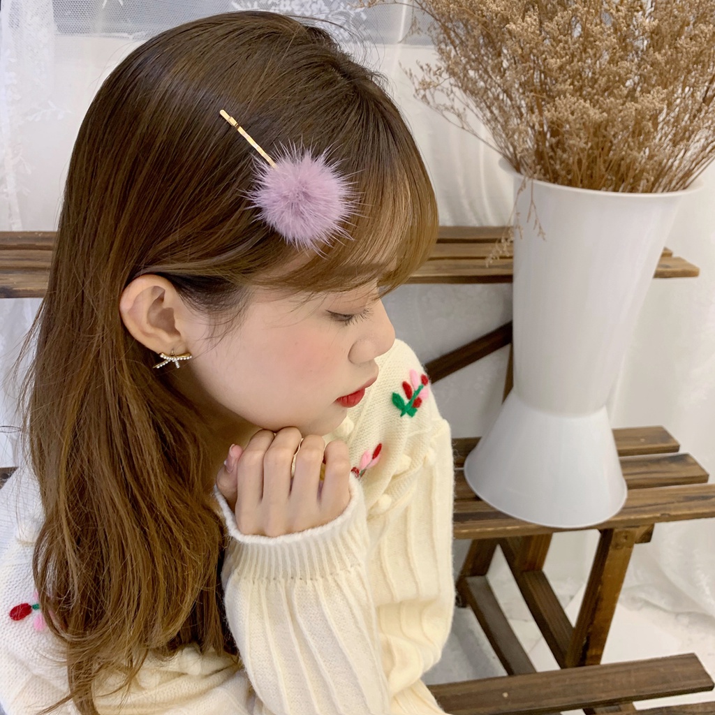 Kẹp Tóc Nữ Đính Bóng Lông Xinh Xắn