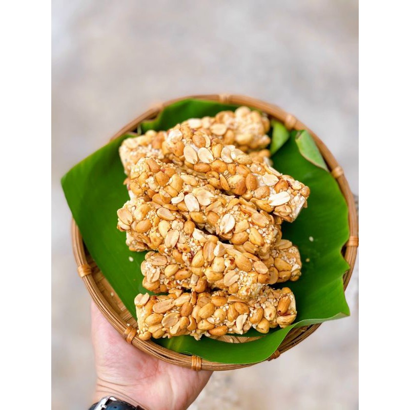 Đậu phộng cuộn bánh kẹp hộp 10 que