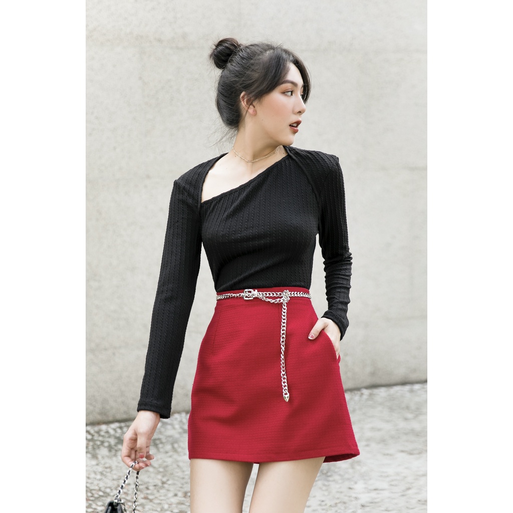 Áo cổ lệch Oversized Đen [XT4]