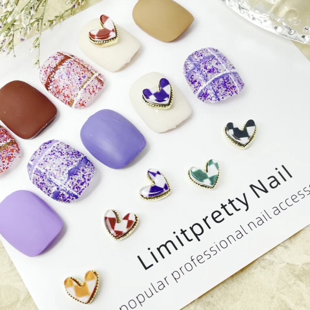 Bộ 5 Hạt Đá Hình Trái Tim Không Phai Màu Trang Trí Móng Tay