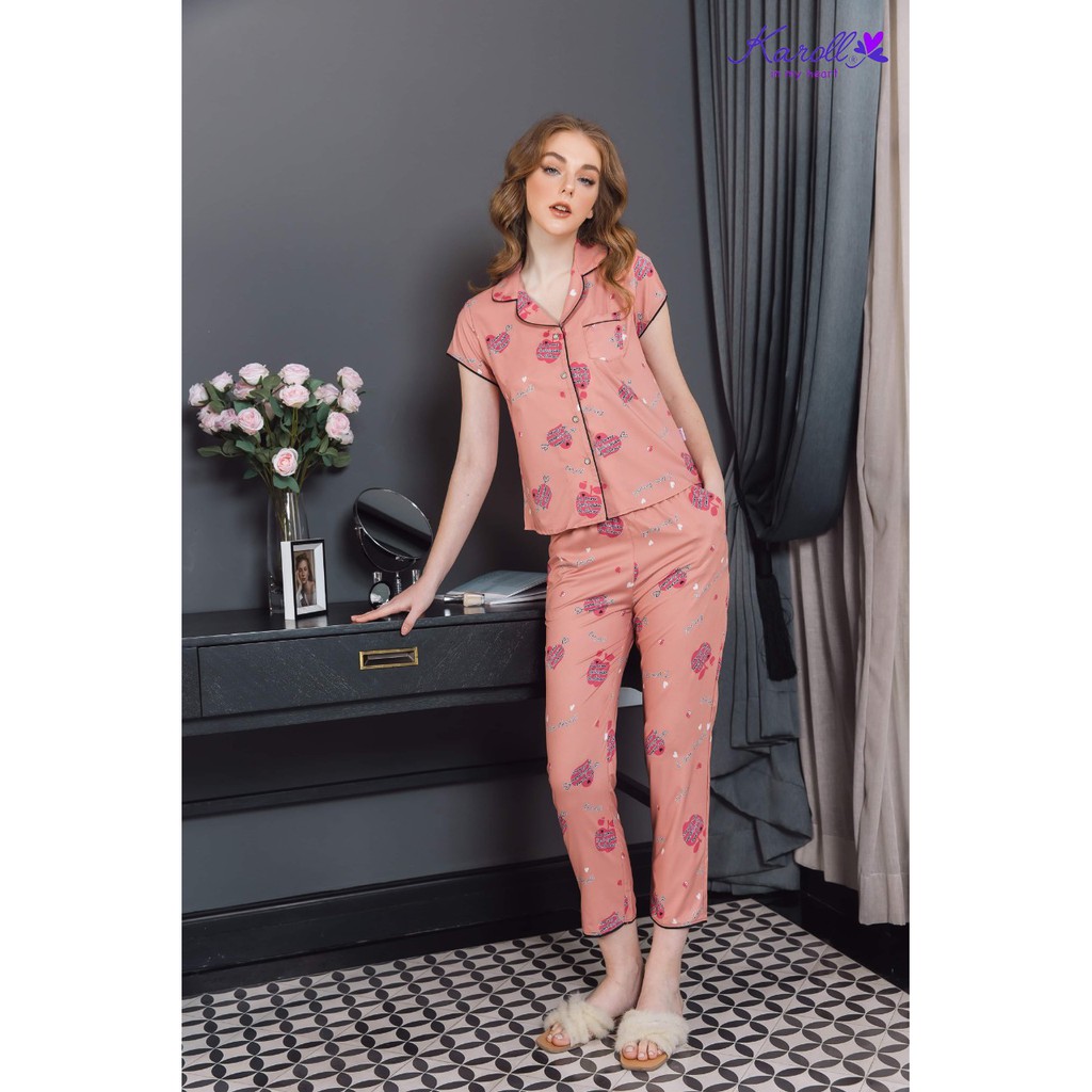 BỘ đồ KAROLLXẢ SIÊU PHẨM LỤA CÁT HÀN HỌA TIẾT TRÁI TIM SIÊU ĐANG IUUU🥰