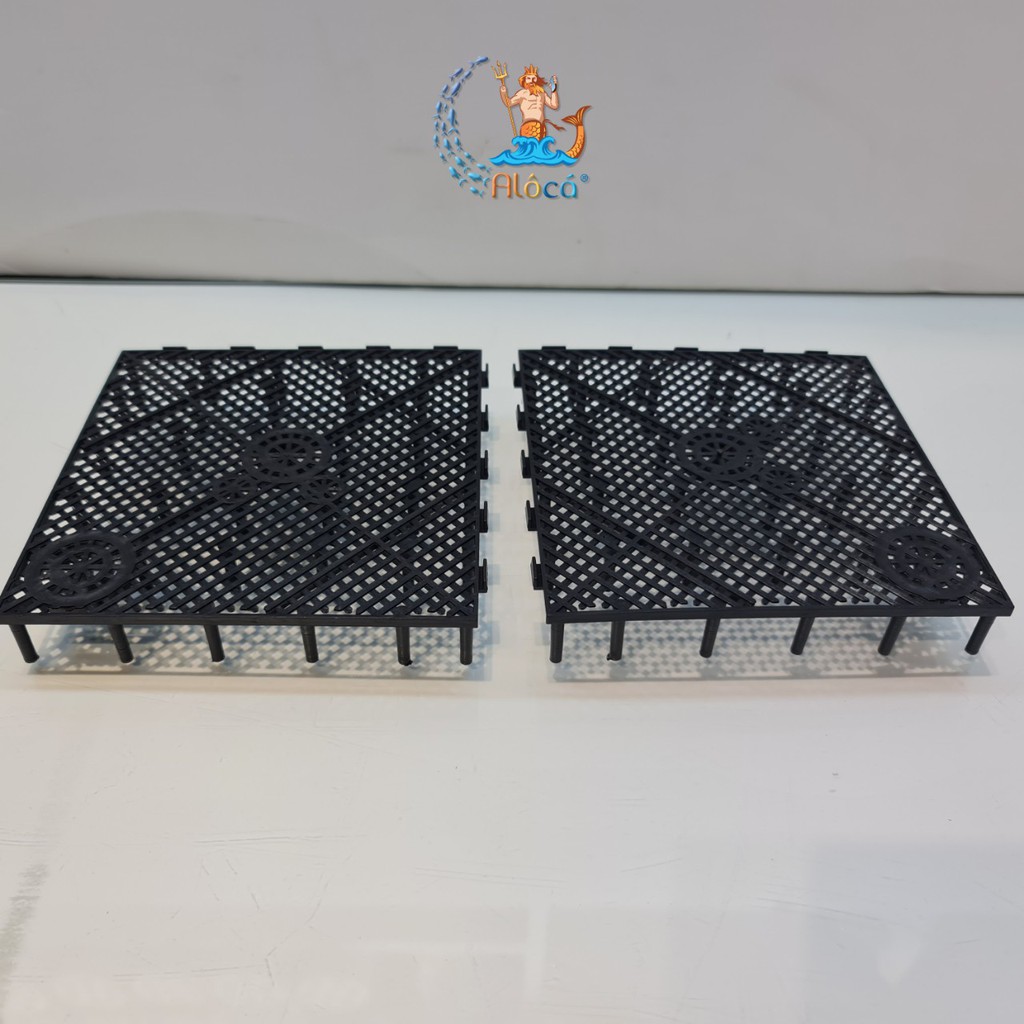 Tấm nhựa lót đáy bể lọc cho cá cảnh  màu đen - màu trắng kích cỡ 14 x14cm