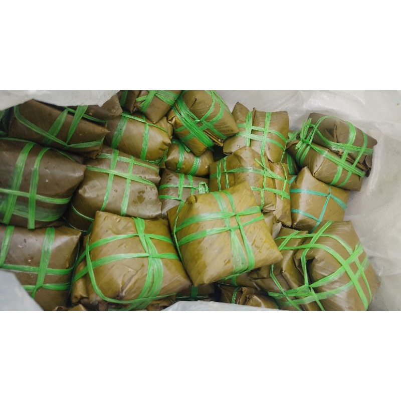30 Bánh chưng 350g nhân thịt đậu xanh