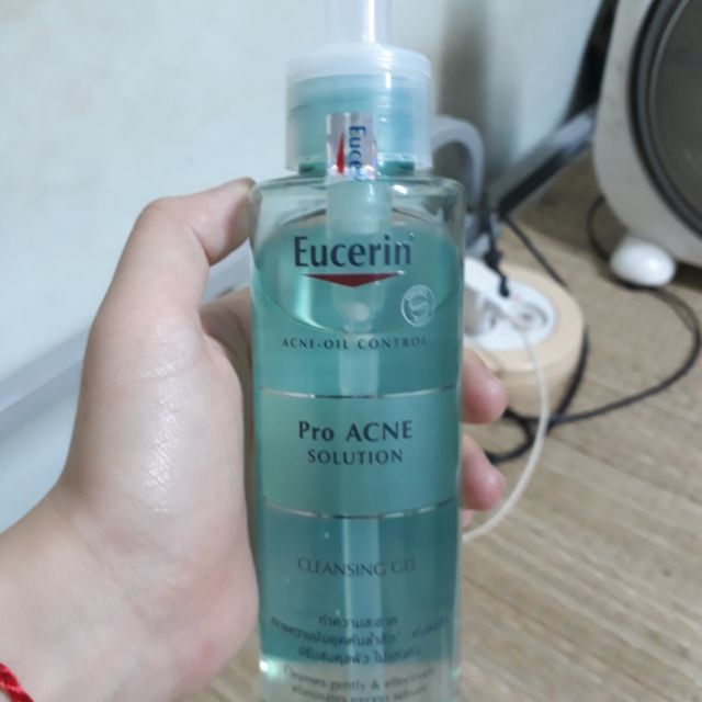 Sữa rửa mặt Eucerin pro acne solution