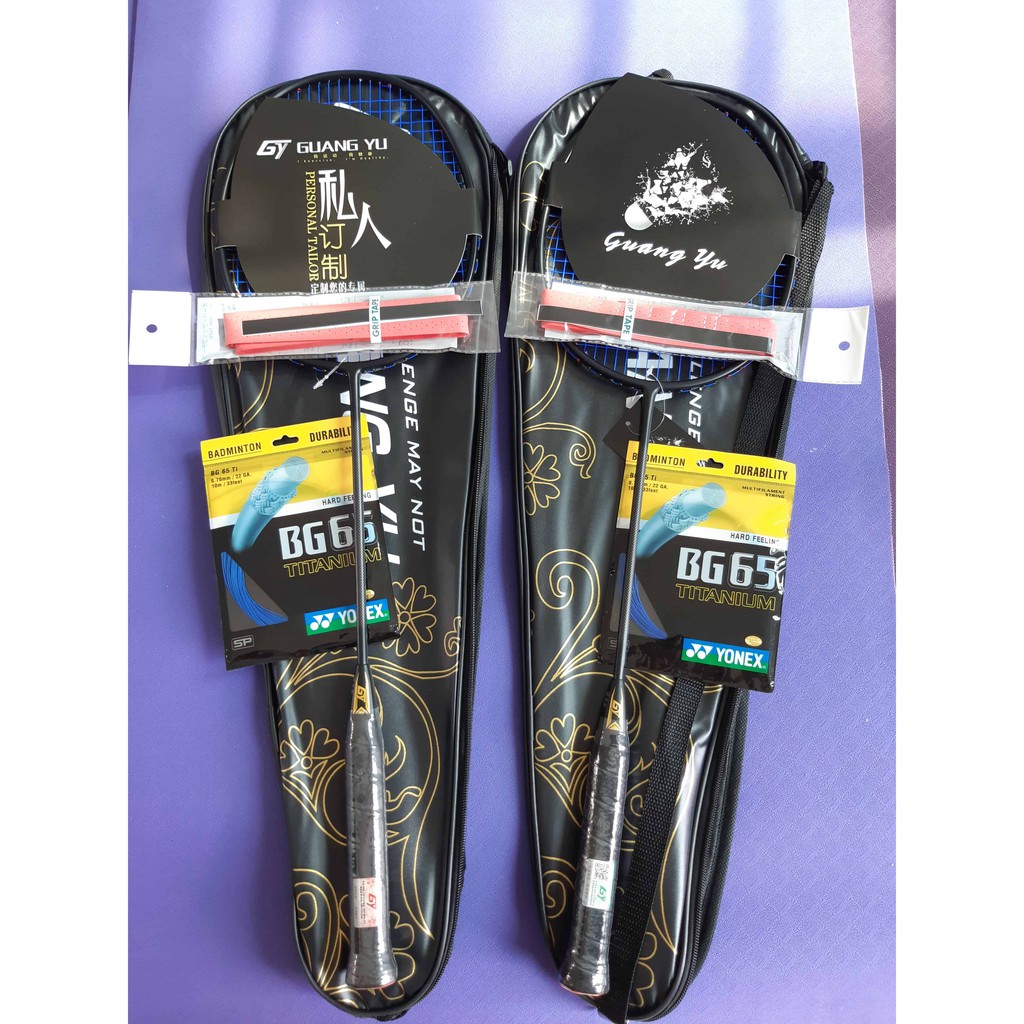 (Nowship) Combo 2 Vợt cầu lông GUANGYU Khung Carbon 4u lực căng tối đa 13.5kg (Tặng 1 lần căng dây và quấn cán vợt)