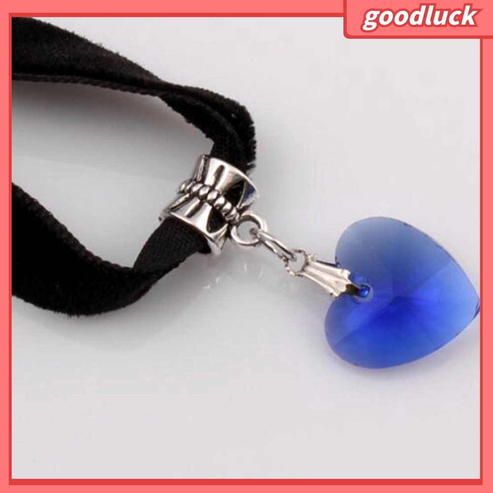 Vòng cổ choker mặt hình trái tim bằng đá phong cách Gothic